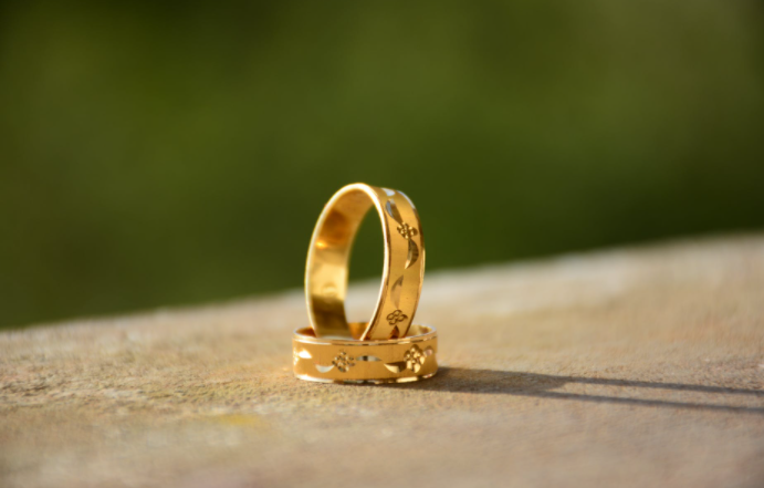 gold rings